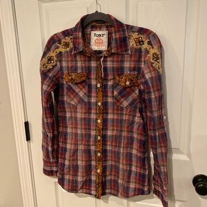 Roar Western Wear Button Shirt in glitter plaid w/ rhinestone and cross accents